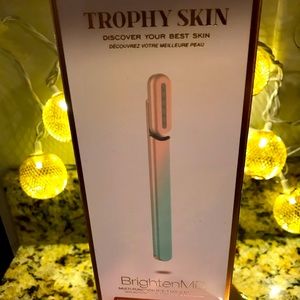 BrightenMD Multi Function Tool